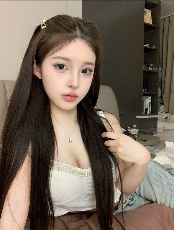 广州 蓝白白🏡苏暖暖🦜⭕外好友兼职• 𝐇𝐞𝐢𝐠𝐡𝐭身高：170• 𝐖𝐞𝐢𝐠𝐡𝐭体重：95• 𝐁𝐮𝐬𝐭胸围：D• 𝐀𝐠𝐞年龄：04•魔鬼身材，前凸后翘身体柔软，书香世家懂事乖巧，只接素质课#硬5