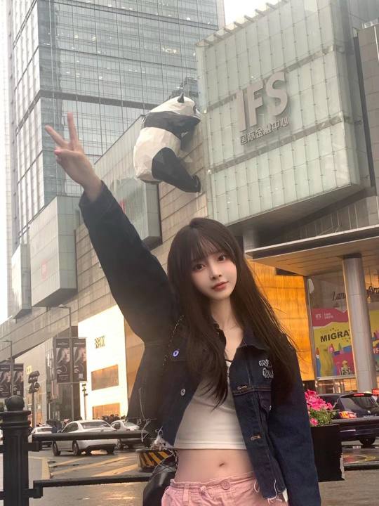 广州 初音🏠165 C  03年纯玉风 可爱型 完美女友feel