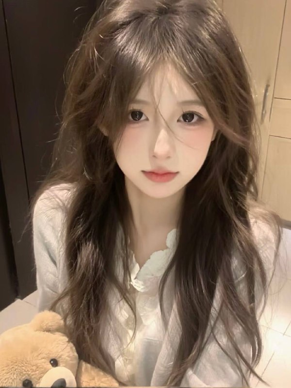 广州 初音🏠硬5极品白小纯  硬5️⃣极品甜妹🫧165cm 04年 纯天然🐻32d 手感一流🫧0整形 无纹身🫧馒头1线天 可素颜约会🫧轻微m属性🫧声控福音 乖巧听话