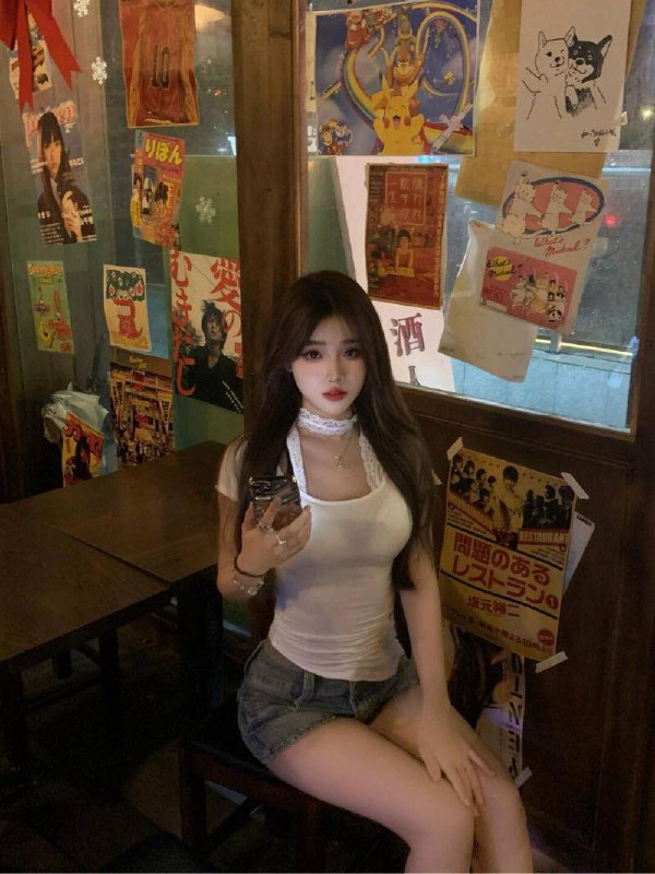 广州卡人🏠💛💛💛柚子广州170柚子04年粤语洋气网红白小纯短期兼职不验证 广州人身高170 ，体重95，胸围D可纯可欲#柚子#粤语#御姐