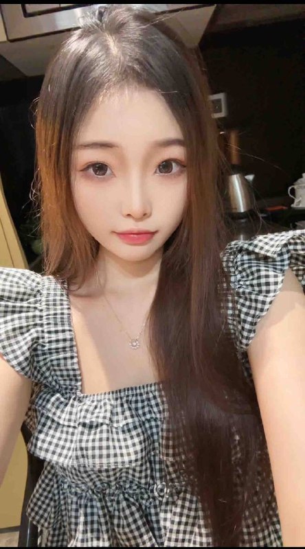 广州 蓝白白🏡莎莎2005 168D暨南大学在校学生短期兼职jk 丝袜👠上下粉嫩皮肤雪白 不粉免费全身0整 乖巧 纯悦天花板