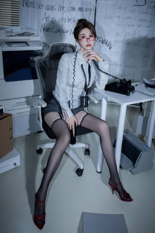 广州 初音🏠𝐇𝐞𝐢𝐠𝐡𝐭身高/172•   𝐖𝐞𝐢𝐠𝐡𝐭体重/98• 𝐁𝐮𝐬𝐭胸围/E•⬆️⬇️粉嫩 私处紧致•蜜桃🍑臀 全身雪白 超🈶️耐心•  碧玺小宝贝 床下柔情似水 床上热情似🔥擅长：跳舞、👄🔥一流