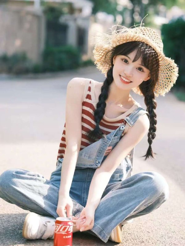 #广州王子诺🌹新人07，净足168🍎一个课都不认识，刚下水，没纹身，🍎妈生脸，全身无整，🍎不烟不酒，只兼职，在校生#之之