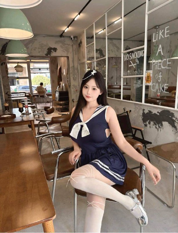 #广州卡人🏠💛💛💛巨乳纯新人 佳诗 LSP最爱😍🎀纯中带欲 甜中带辣 全身无科技 纯天然0整🎀身高168 18岁 54kg 大一在读天然大G爆乳（假🐻赔总）🎀🍓1:1情趣女U娃娃🍓巨乳肥臀饱满欲呼之欲出🎀后入超大屁屁 细腰翘臀 绝佳视觉享受🎀双手掌握🍑活好粘人 水多不粘手🎀情趣制服 女友般体验🎀敏感体质易湿会吸娇喘  主动配合100%🎀身型适合后入大屁股啪 前入大胸可胸推#佳佳#白小纯#大g