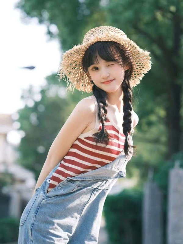 #广州王子诺🌹新人07，净足168🍎一个课都不认识，刚下水，没纹身，🍎妈生脸，全身无整，🍎不烟不酒，只兼职，在校生#之之