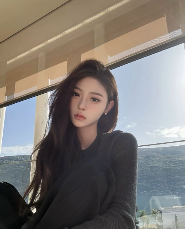 广州阿宝家英英02 年新人 清纯洋气、可甜可御🔅身高 166  90斤 真🐻D🔅全是白皙👙三点粉嫩🔅比例完美  大长腿🔅性格温柔体贴乖巧 活好不催不事