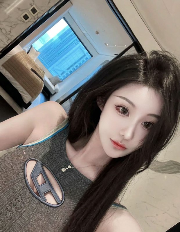 广州阿宝家孙尚香模特♨️兼职🏳️‍⚧️𝘼𝙜𝙚 :04年    /168🏳️‍⚧️168🐻36c   体质  45kg🏳️‍⚧️Beautiful Girl   服装模特 自律  音乐爱好者🏳️‍⚧️谈吐气质一流 人比照优秀 声音甜美🐝ᵀᴴᴱ ᴮᴱˢᵀ ᴵˢ ᶠᴼᴿ ʸᴼᵁ