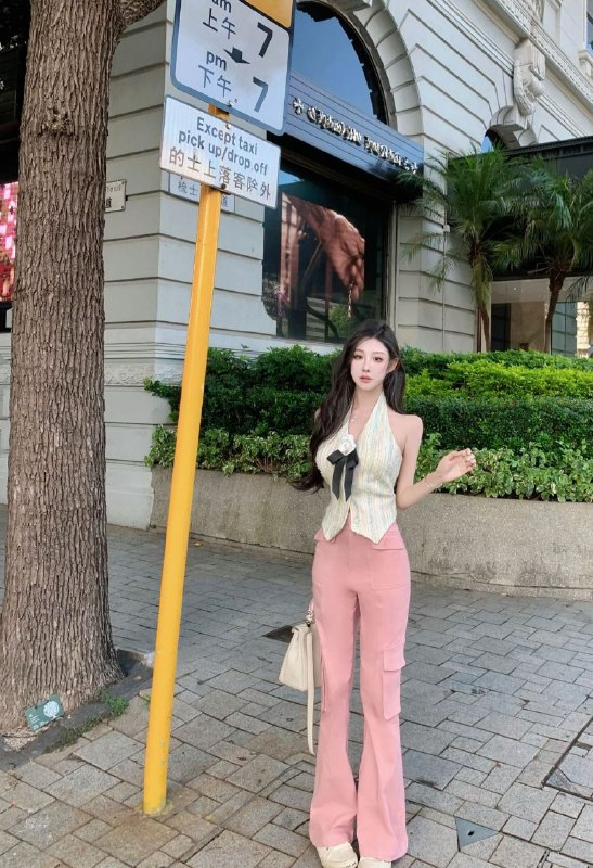 广州阿宝家孙尚香模特♨️兼职🏳️‍⚧️𝘼𝙜𝙚 :04年    /168🏳️‍⚧️168🐻36c   体质  45kg🏳️‍⚧️Beautiful Girl   服装模特 自律  音乐爱好者🏳️‍⚧️谈吐气质一流 人比照优秀 声音甜美🐝ᵀᴴᴱ ᴮᴱˢᵀ ᴵˢ ᶠᴼᴿ ʸᴼᵁ