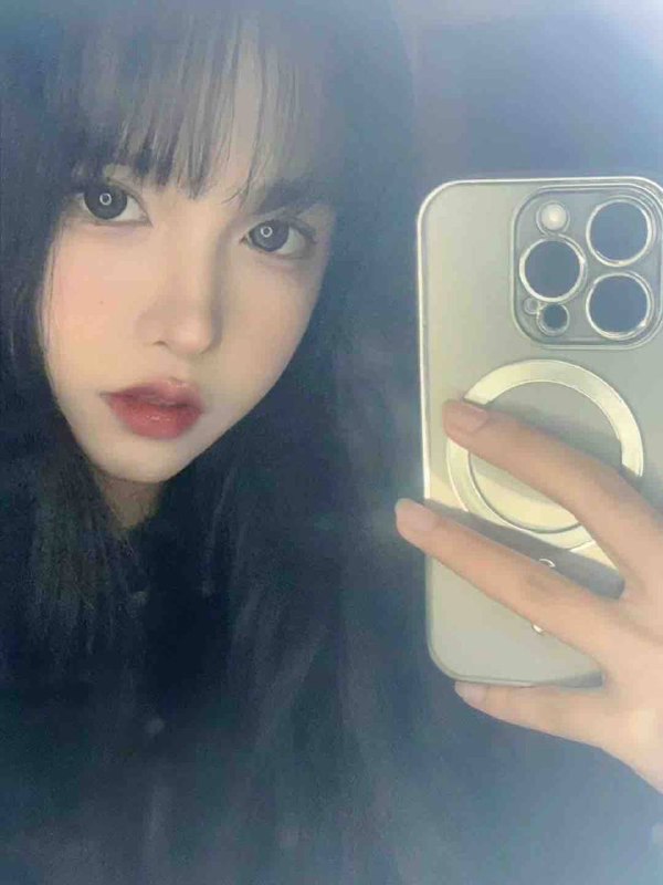 广州 蓝白白🏡泡芙华南师范在读 广州本地人 粤语频道• 170cm x 45kg x 36C•  WAIST 60 / HIPS 88校园甜妹兼职 纯欲天花板童颜无整纯天然 小蛮腰  S身材天生敏感体质 紧致粉嫩温柔恬静 初恋女友feel假一赔十🉑指定