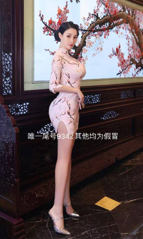 #广州•王子诺🌹身高172.胸围E• 古典美.旗袍风格👛• 蜜桃臀🍑.全广州最大臀部.巴掌脸• 全身s曲线.舌头👅柔软细腻服务态度好不催不忙.代课如初恋#宋冉