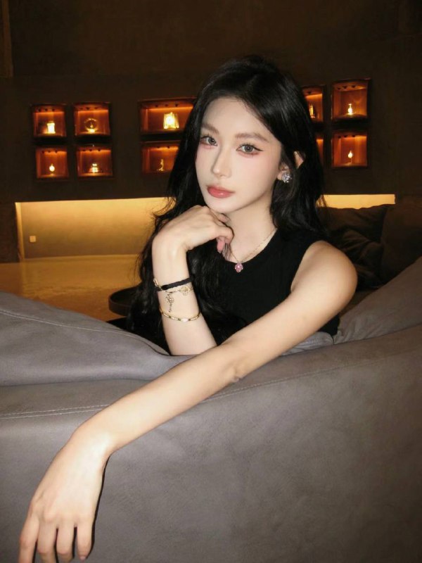 #广州王子诺🌹🔥硬5🦜短暂兼职主播 模特 硬5🐝01年 光脚178  C有耐心素质女友型 可御可甜大长腿 脾气性格超级#大长腿#硬5