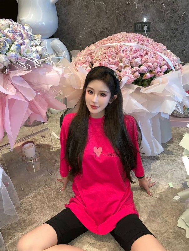 #广州王子诺🌹🔥硬5🦜短暂兼职主播 模特 硬5🐝01年 光脚178  C有耐心素质女友型 可御可甜大长腿 脾气性格超级#大长腿#硬5