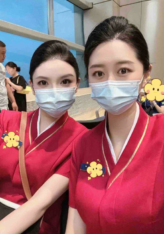 #广州王子诺🌹不催不事，待客如初恋。空姐兼职体态完美 谈吐大方得体沉浸式角色扮演 体验满分𝖘𝖊𝒙高学历 洋气五官精致雪白粉穴长腿美乳双杀#空姐#窦唯