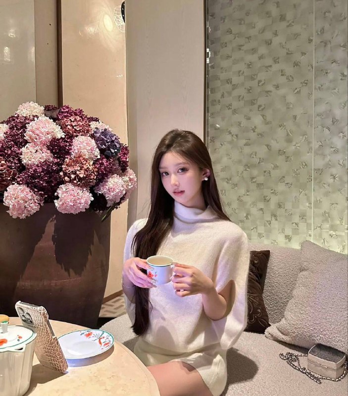 图图🏠广州#广州首次🐝纯新人.身高净174体重100🐻D  完美身材• 书香门第.艺术世家.  可御可甜• 雪白牛奶🥛肌细腻超级大長腿  蜜桃臀真正的首次兼职 一个客不认识🌟皮肤光滑细腻 五官精致⭐️年轻💦多 待k温柔 素质女孩 有耐心🌸爱好 舞蹈 音乐 画画 潜水 游泳🚫🚫冒#桃