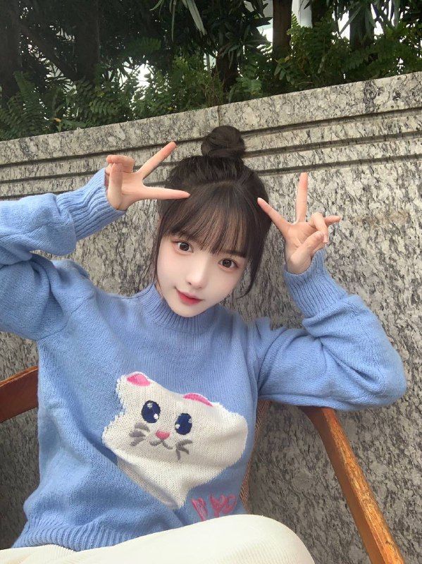 广州 初音🏠童言剧汝ʚ🧸ྀིɞ •Height身高：165cmʚ🧸ྀིɞ •Bust胸围：真D➕ʚ🧸ྀིɞ •Age年龄：03ʚ🧸ྀིɞ •Hobby爱好：旅游 健身 唱k 拍照📷ʚ🧸ྀིɞ •𝐎𝐜𝐜𝐮𝐚𝐭𝐢𝐨𝐧职业：应届毕业生兼职工作人生建议：喜欢我人生巅峰：得到我🖤甜美系女孩 男友式fw 水嫩透明度100%🖤所见及所得 只见素质哥哥我希望我不是被選擇 而是被熱愛遇见的都是天意 拥有的都是幸运