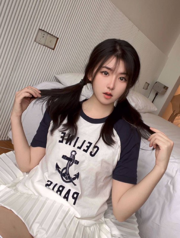 广州 初音🏠傻白甜“应届实习中，皮肤墙壁白”• 𝐇𝐞𝐢𝐠𝐡𝐭身高/168• 𝐖𝐞𝐢𝐠𝐡𝐭体重/95• 𝐁𝐮𝐬𝐭🐻D• 𝐀𝐠𝐞年龄/04• 𝐎𝐜𝐜𝐮𝐩𝐚𝐭𝐢𝐨𝐧 耐心💯💯，爱笑爱聊天，可🐍（不抽烟，不喝酒，无纹身）