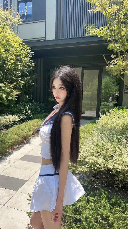 广州 初音🏠网红 极品新人 家3外5🌟白净细腻皮肤 性格温柔可人🌟上下粉嫩 声音甜美🌟高素质 有耐心 有见识🈚️纹身   170🥢腿🐻D   A4腰