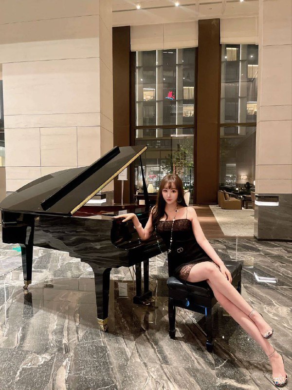 广州戳戳🏠175玎玎雪白肌肤❄️真实D🐻气质大密 北方姑娘 娇嫩细腻娇滴滴～御姐 少妇都可驾驭#玎玎