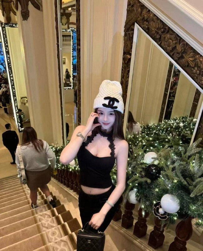 戳戳❤️💛💛💛💛广州 04 真🐻D 170 95斤𝙅𝙥新人兼职 清纯甜美 精致洋气👀大眼𝘽𝙖𝙗𝙮𝙛𝙖𝙘𝙚型低素质人士勿扰⚠️可纯可甜細腰筷子腿身材比例完美  高級氣質女友feel#苏