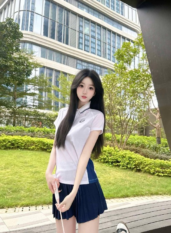 #广州王子诺🌹乖巧白小纯🈚️纹身🌸06年 身高165D🌸刚破处🍬三点粉  一线天馒头粉粉嫩嫩🌸皮肤巨白 牛奶般滑嫩有光泽🌸前凸后翘乖巧可爱🉑颜🉑甜💗🌸性格好 青春活泼#窦娥