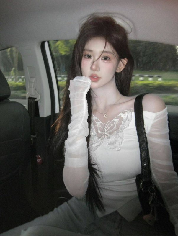 广州戳戳🏠全新纯御首次ᎻᎬᏞᏞᎾ172F真实在校舞蹈系大学生 03 全身雪白 身体柔软 前凸后翘。 可一字马女子网球单打省级前三气质不凡 时尚大牌 温柔似水 不催不事儿好评神器 碧玺女神 推荐指数𝟓颗星支持任何形式验证今日限定💛我要贩卖快乐 ” દ ᵕ̈ ૩#丹妮