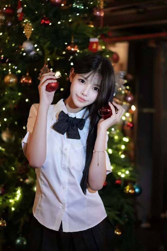 广州卡人🏠💛💛💛小研07 168C🉑甜🉑纯 真实07极品白小纯𝐇𝐞𝐢𝐠𝐡𝐭/ 168       • 𝐖𝐞𝐢𝐠𝐡𝐭/ 85• 𝐁𝐮𝐬𝐭/  c.💡彩妆淡妆素颜都可💡性格态度极度配合🈲登记皮肤白皙 女友般的体验 身材恰到好处 本人与照片一致#小妍#白小纯#萝莉