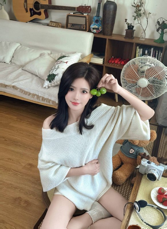 广州卡人🏠💛音乐老师  Miya广州小学音乐老师  兼职新人ʕ ᵔᴥᵔ ʔ祖国花朵辛勤的小园丁 偶尔兼职 ◔.̮◔✧艺术学院刚毕业实习 纯良家🧸172D 00年 纯天然无整 气质妈生脸5起质量小范围兼职 不常有空只接待高素质小哥哥。#家3外5#音乐老师#无整容