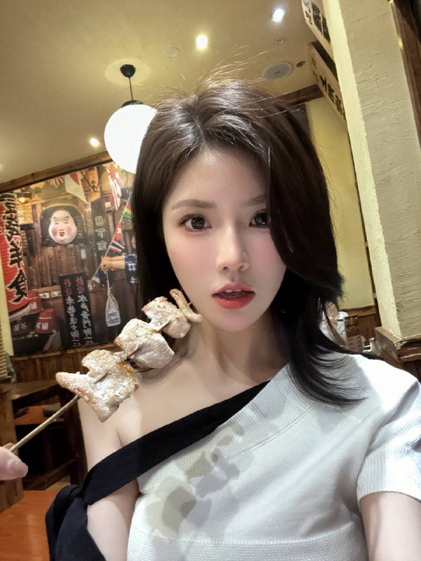 广州卡人🏠💛音乐老师  Miya广州小学音乐老师  兼职新人ʕ ᵔᴥᵔ ʔ祖国花朵辛勤的小园丁 偶尔兼职 ◔.̮◔✧艺术学院刚毕业实习 纯良家🧸172D 00年 纯天然无整 气质妈生脸5起质量小范围兼职 不常有空只接待高素质小哥哥。#家3外5#音乐老师#无整容