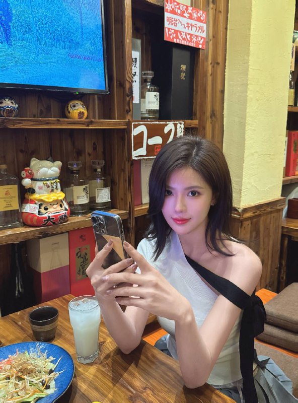 广州卡人🏠💛音乐老师  Miya广州小学音乐老师  兼职新人ʕ ᵔᴥᵔ ʔ祖国花朵辛勤的小园丁 偶尔兼职 ◔.̮◔✧艺术学院刚毕业实习 纯良家🧸172D 00年 纯天然无整 气质妈生脸5起质量小范围兼职 不常有空只接待高素质小哥哥。#家3外5#音乐老师#无整容