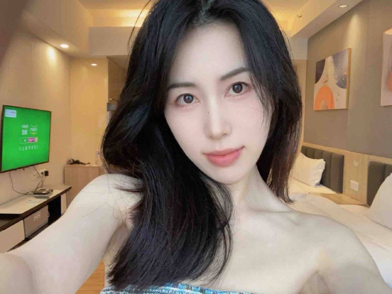 广州卡人🏠💛💛💛真实音乐老师兼职新人短期兼职首开168－D福建人，音乐老师短期兼职，0整容，皮肤雪白，氵多，听话服务态度好，真人真照假的免费。#广州#音乐老师#白虎