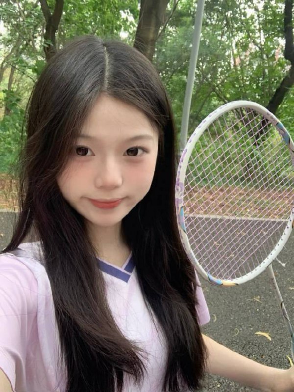 #广州哈森家真实在校学生• 06年 168C• 纯天然零整 皮肤雪白 三点粉嫩• 性格温柔 清纯可爱 高素质• 支持验证  只接素质期待夏天橘子汽水一样的心动#太阳