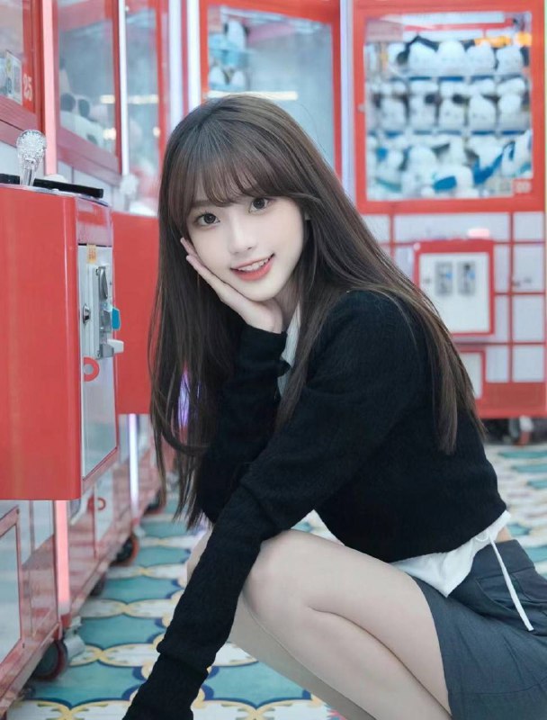 广州阿宝家小梨短发小🍐真实 03年-170-D -44KG童颜巨ru真实在校学生，暑期兼职开第一次下甜美可爱少女三点粉#小梨