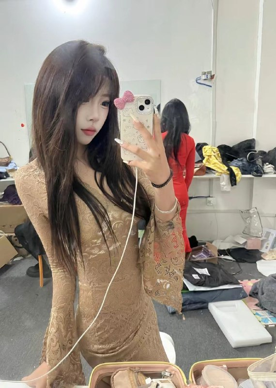 广州阿宝家新人娇娇🉑🈚️🎈170🐻C 06年 55kg清纯小女友 丝毫不风尘细皮嫩肉 娇小玲珑活泼开朗温柔体贴可爱乖巧懂事冰清玉洁一次牵手回味无穷我希望我不是被选择而是被热爱遇见的都是天意拥有的都是幸运