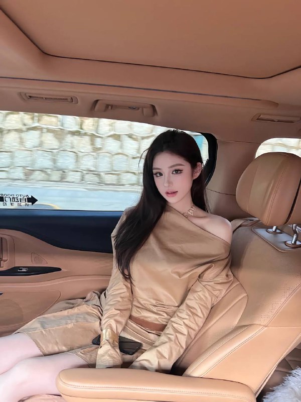 #广州王子诺🌹175-D• 𝐇𝐞𝐢𝐠𝐡𝐭身高/175• 𝐖𝐞𝐢𝐠𝐡𝐭体重/98• 𝐁𝐮𝐬𝐭胸围/D• 𝐀𝐠𝐞年龄/𝟐2✔️性格温柔 极品妹儿✔️匀称无赘肉 皮肤巨白✔️凹凸有致s身材 紧致润滑💦#雁回