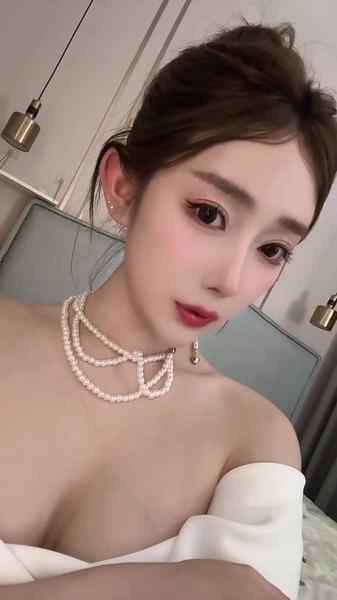 广州戳戳-169MM-可纯可欲小妖精