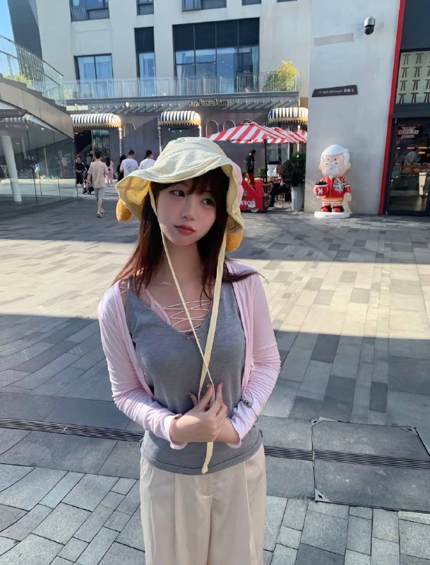 #广州王子诺🌹真实04 165E在校大学生•极品暨大大二学生兼职•甜美纯欲🎀乖巧懂事 性格温柔开朗活泼  服务Nice 萝莉音 给您女友体验#萝莉#梓童