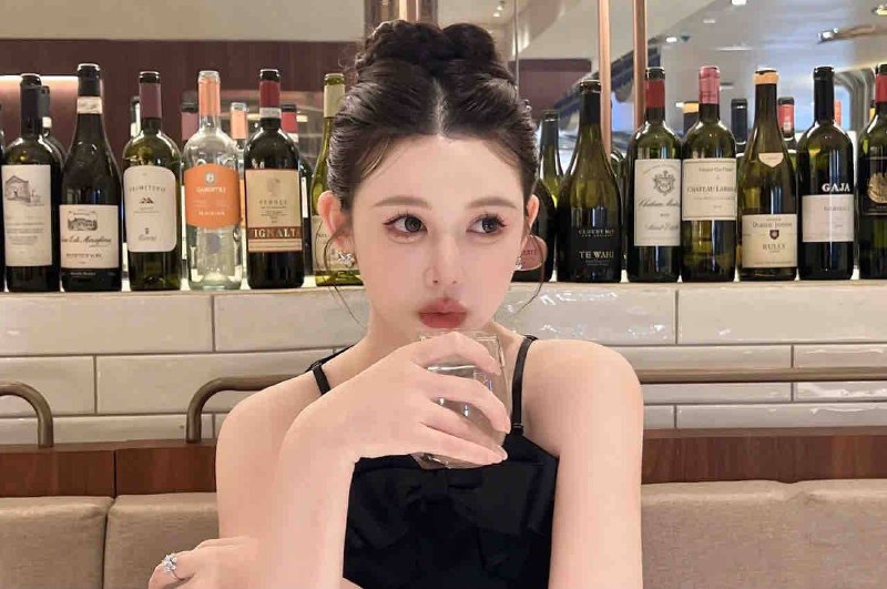 广州哈森🏠周💛💛💛eight身高/173• Age年龄/04年• eight/体重 90• •Bust胸围/d• 刚破C     氵嫩泬白翠🉑看学生证•            就读于广州美术学院•            真实在校学生•   笔直长腿 天然0整• 温柔听话 不催不事 待客温柔如初恋• S身材 皮肤雪白 性格温柔 来一场女友式的体验#亚俊