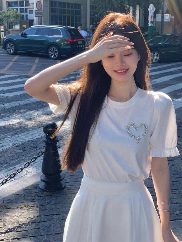 #广州阿力🔥大一生  刚🈵19岁新人首次下水07百幼醇真实在校生，（有学生证）无不良嗜好 170d冷白皮肤三点真粉 ！无纹身  ！天然无整超级纯，甜美可爱声甜体柔江南女孩，有缘得以相见低素质勿扰🙏#100