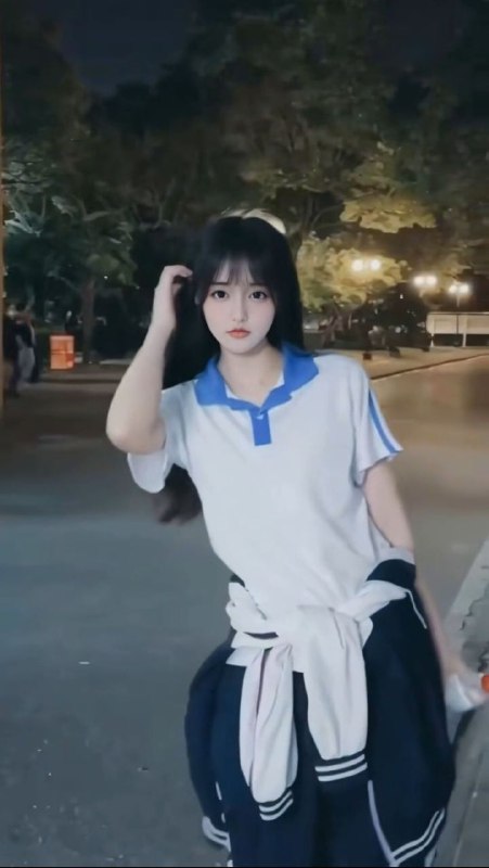 #广州戳戳❤️新人兼职短开  小豆极品白小纯传媒艺术学院毕业年龄/O5身高/168胸围/D五官精致 清纯洋气 满足你一切想像皮肤白制服 情趣丝袜 纯蜜短暂兼职 只接待素质k非诚勿扰人间妲己 天然無整 人照无差 假赔 禁#梓涵