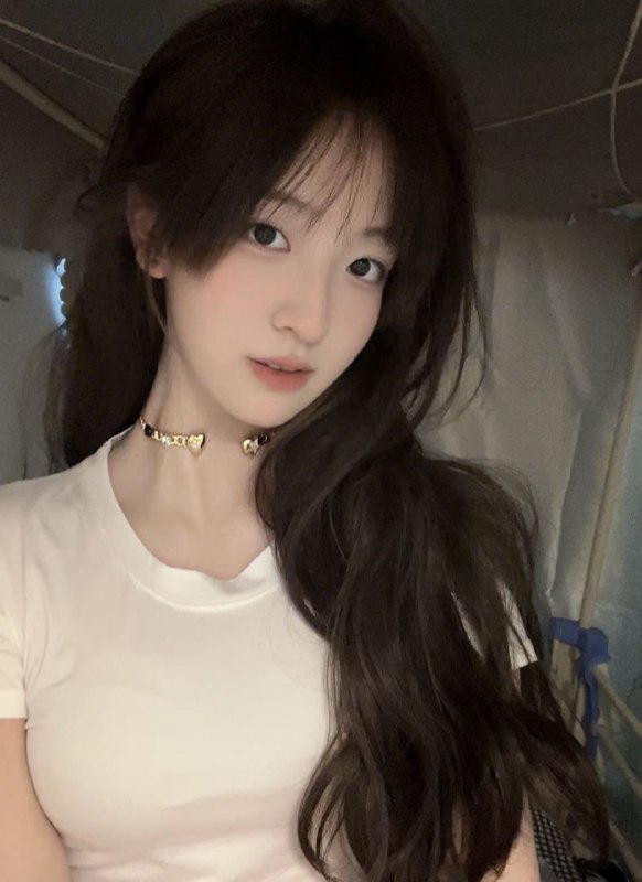 广州阿宝家•❤️人 𝟎4年｜粤语小甜甜心教主 /JK  制服 /可爱  瘦小玲珑款身高：163体重：40kg年龄:   21岁罩杯:   𝐂 𝐜𝐮𝐩☑️软嫩☑️皮肤白皙  天生自带少女体香