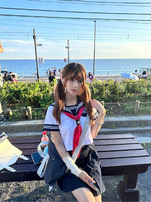 #广州糖宝家06，165cm，88kg首次⬇️💦皮肤巨白上🛏就是一个小妖皮肤雪白身材好全 身零整真人无差首🎬全身天然无整，🉑69🉑登记🉑jk/制服接课全身雪白 三点粉#萝莉