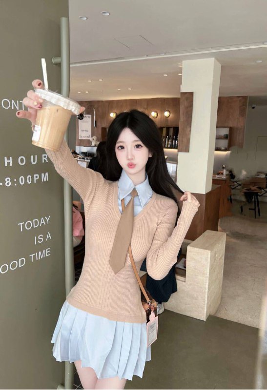 广州糖宝🏠鱼鱼广州17005年洋气网红白小纯短期兼职不验证 广州人身高170 ，体重95，胸围D可纯可欲