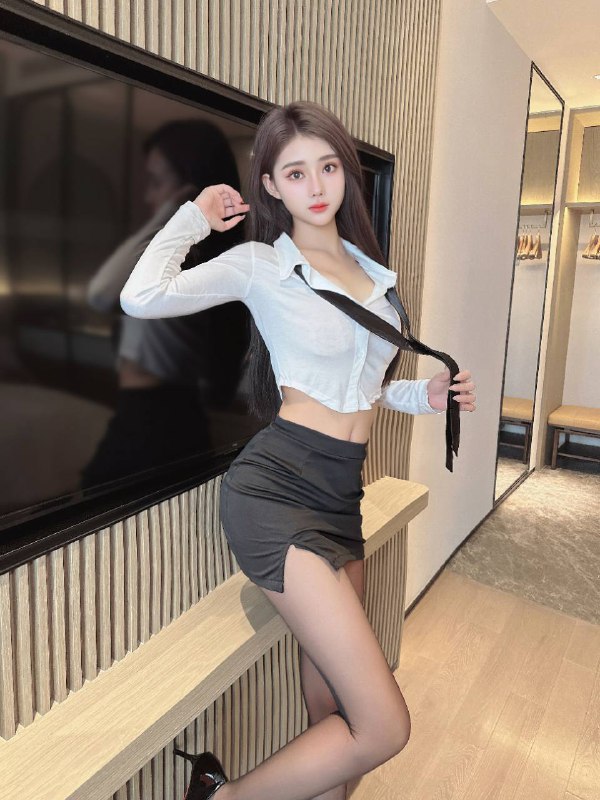 #广州王子诺🌹极品御姐，短期兼职Height身高/172CMWeight体重/47KGBust胸围/🐻D三点粉，配合度高，可🐍💋，可69南方小姐姐，热情，听话，懂事，情商高，态度好#小爱