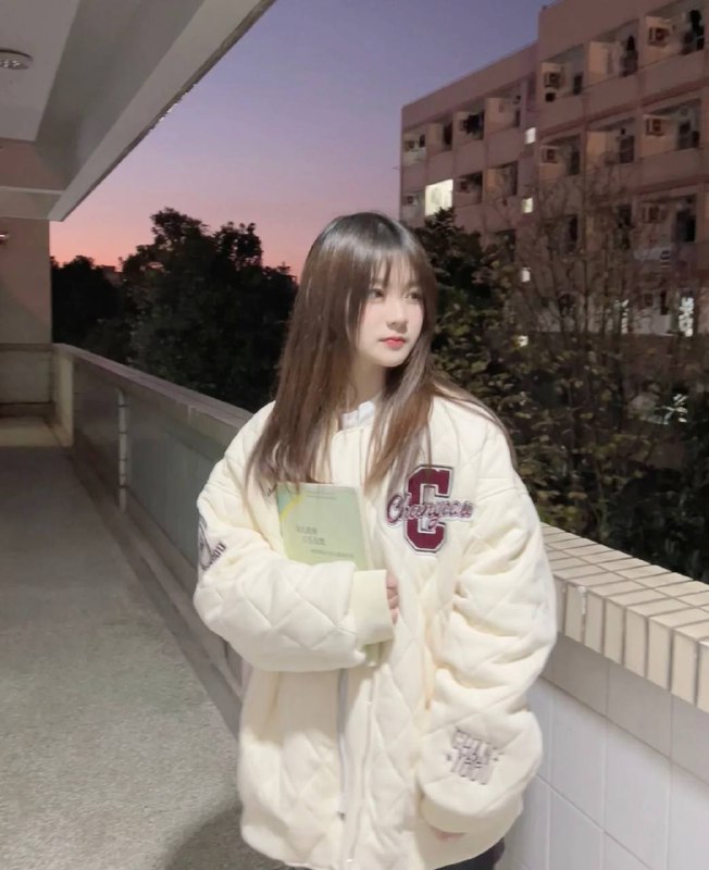 广州阿宝🏠九月03年身高：165 体重：45kg  D🐻清纯可人，温柔甜美高颜值高情商，女友般的体验感气质女神，声音甜美无纹身，极品身材，皮肤白，嫩，超高的体验感真实照片🉑验证#九月#白小纯#无纹身#小豆奶