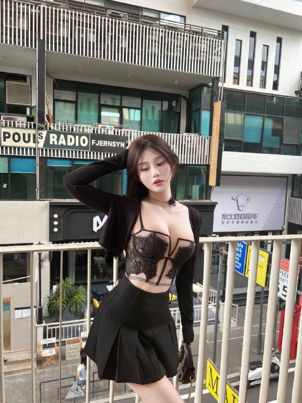 图图🏠广州#广州小粉🌸172  天然🐻E极品尤物 缠绵床榻销魂酥骨懂风情 知情趣 满足你所有的欲望幻想与你灵肉合一 高潮迭起 …🉑6️⃣9️⃣法式舌吻💋登记代开有空姐制服#小粉#大米