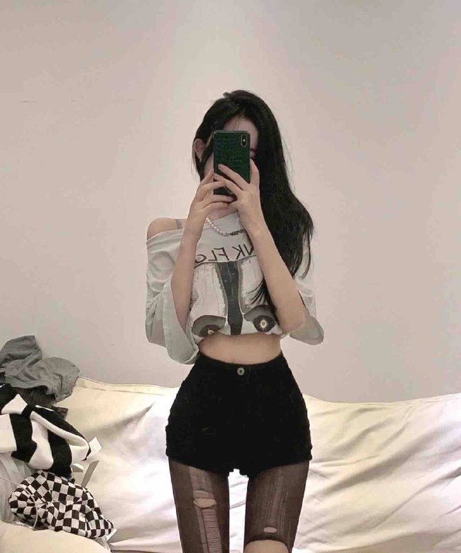 广州阿宝🏡丽丽04 172大长腿• 𝐇𝐞𝐢𝐠𝐡𝐭净足🦶172，0水份• 𝐖𝐞𝐢𝐠𝐡𝐭体重90• 𝐁𝐮𝐬𝐭胸围/c• 𝐀𝐠𝐞年龄/04，🉑验身份证✔️性格温柔 极品妹儿✔️匀称无赘肉 超级大长腿硬5条件，暂时开3