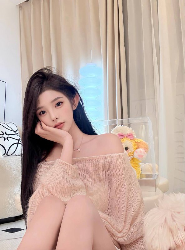 广州 蓝白白🏡CC2001年 168C🐻可盐可甜 温柔乖巧听话不催不是 体验你的女友亲切感身材完美比例