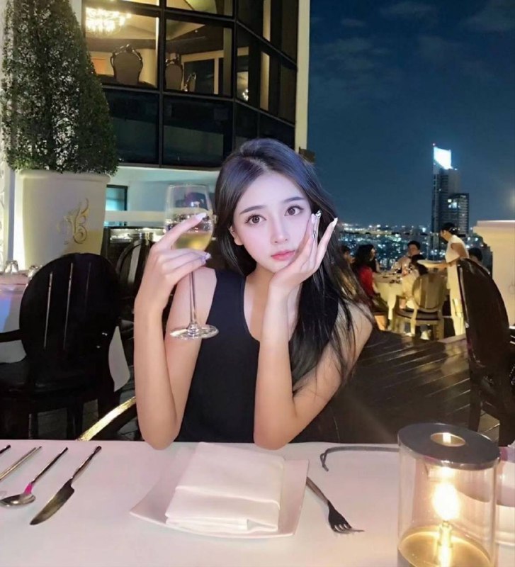 图图🏠广州177模特纯🌟21岁177cm大E杯健身教练九头身比例 超完美身材 瘦高洋气款177E
