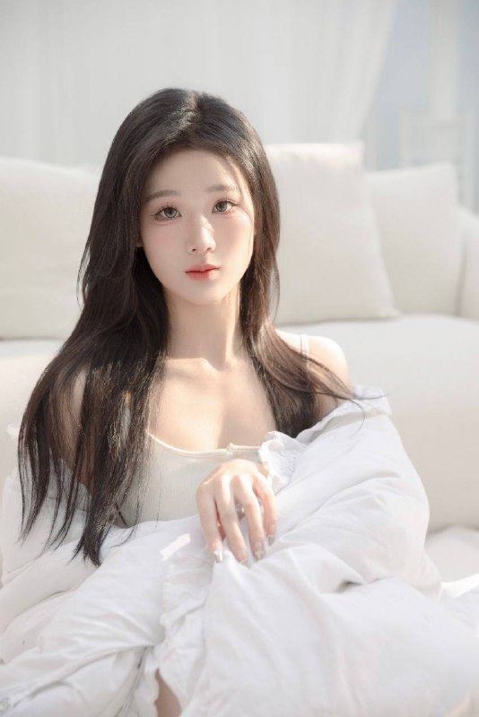 图图🏠广州广州，新人高白纯真实04年 170c真人真照片 假照赔总
