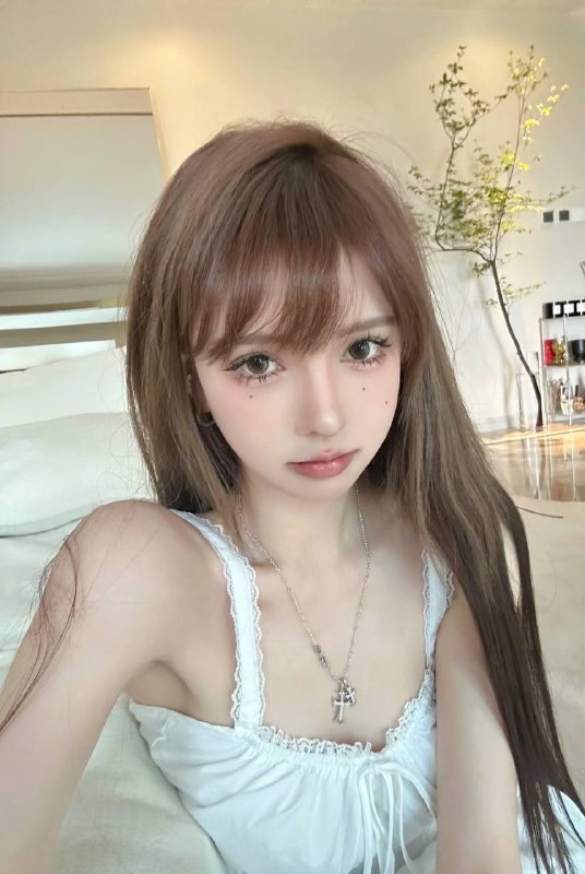 广州 蓝白白🏡兔兔03 168D 兼职短开纯欲天花板 清纯网红天使面孔 魔鬼身材